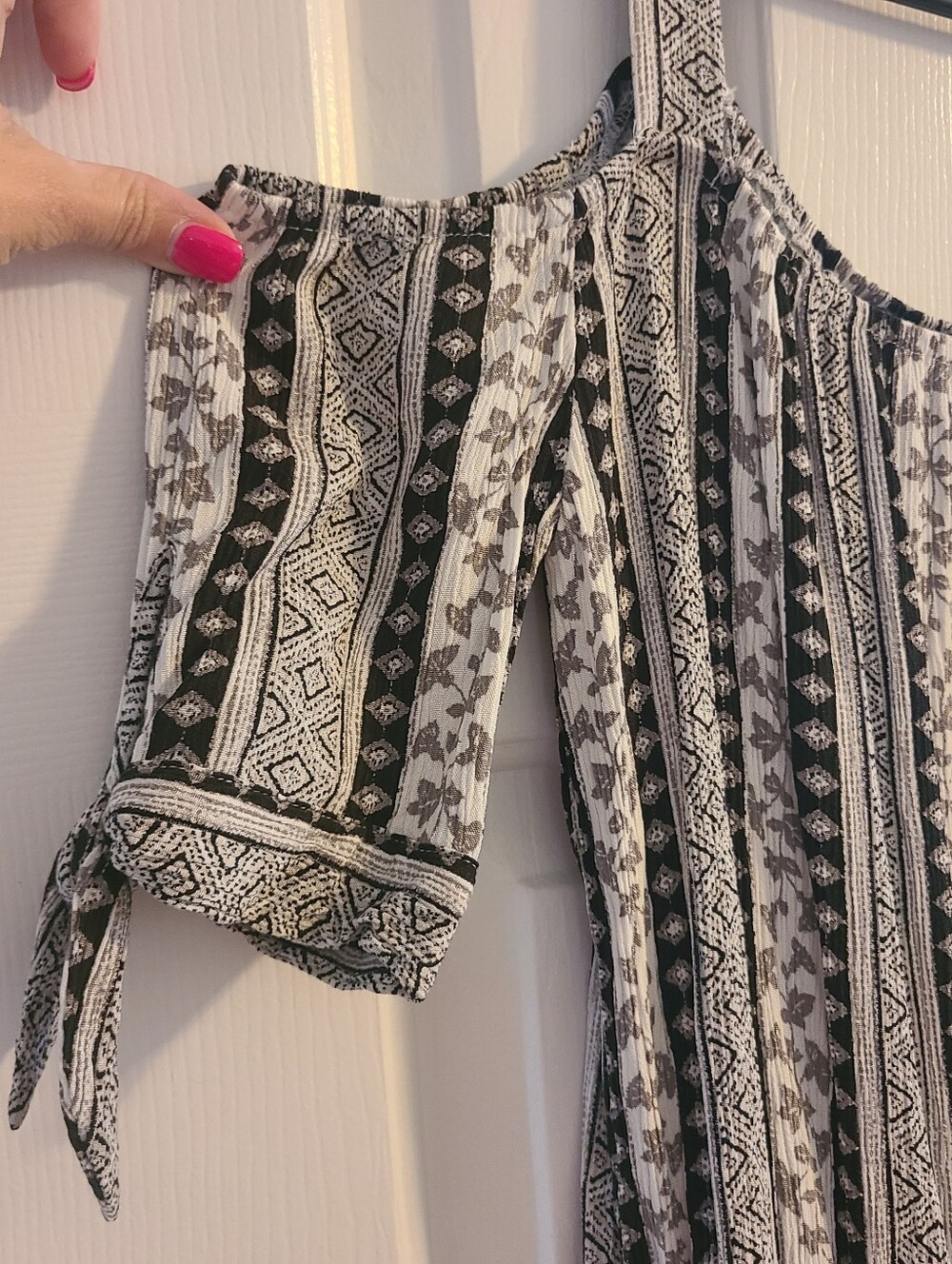Romper - Picture 2 of 2
